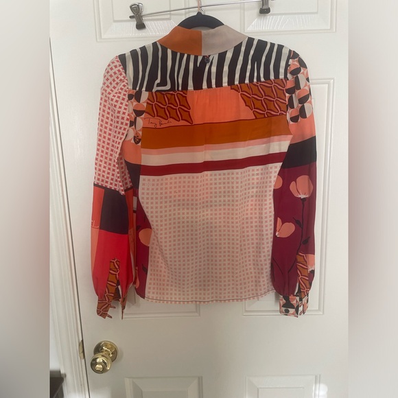 Tory Burch button down blouse size 0 - Picture 8 of 9
